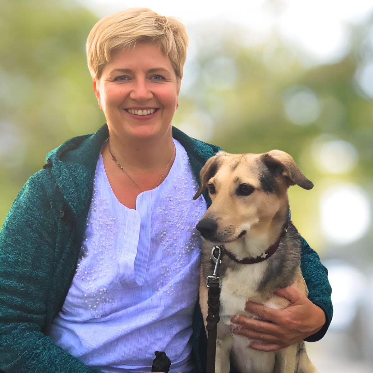 Portr&auml;t Ulrike M&uuml;ller, die sch mit Hundegesundheit besch&auml;ftigt